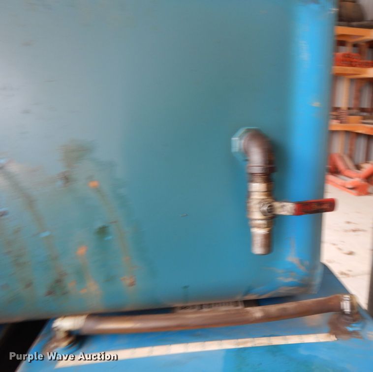 image for item DL2109 Sauk Valley Equipment oil station