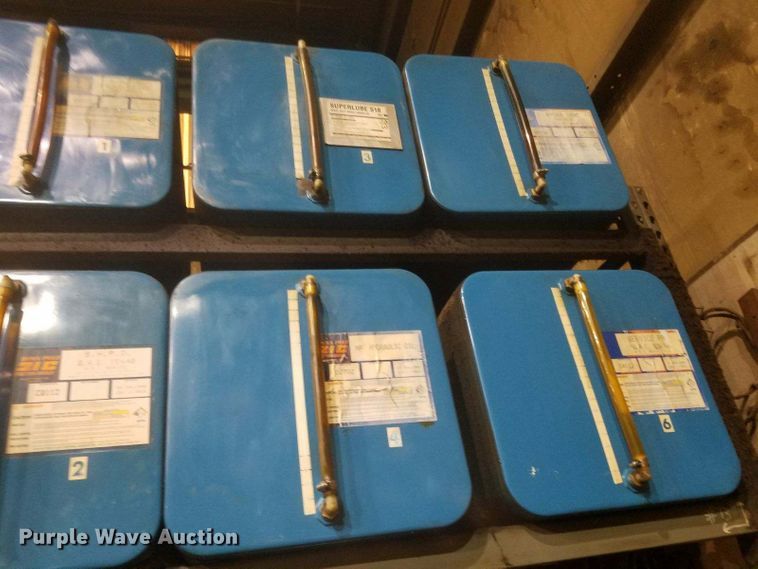 image for item DL2109 Sauk Valley Equipment oil station