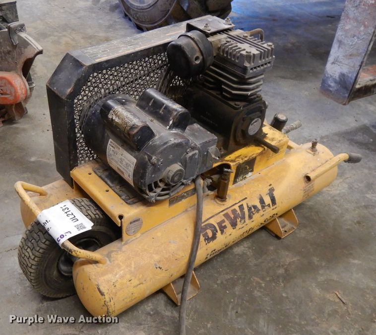 image for item DL2131 DeWalt D55170 air compressor