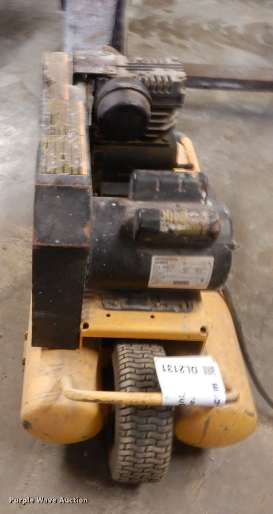 image for item DL2131 DeWalt D55170 air compressor