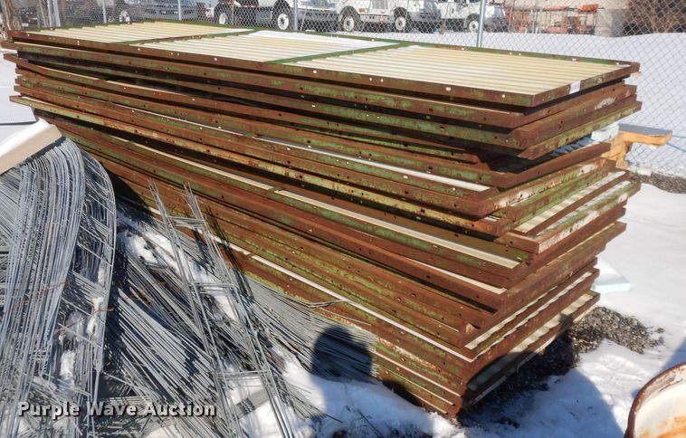 image for item DL2142 Approximately 34 Kelly Klosure panels