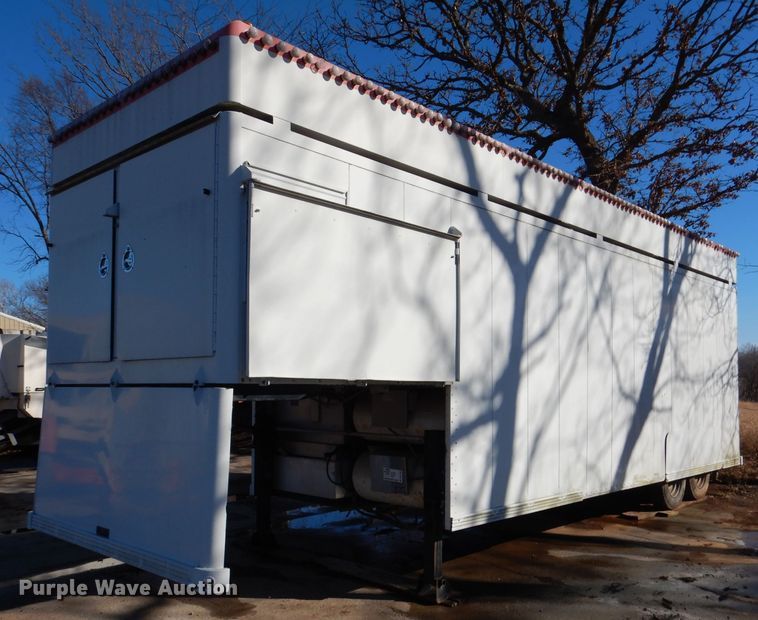 image for item DL2162 1993 Century concession trailer