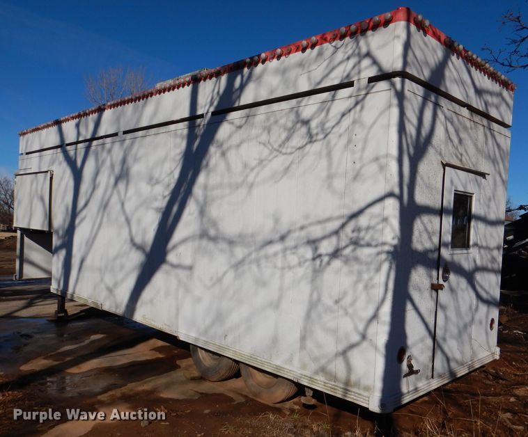 image for item DL2162 1993 Century concession trailer