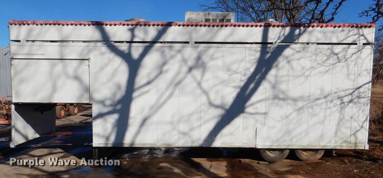 image for item DL2162 1993 Century concession trailer