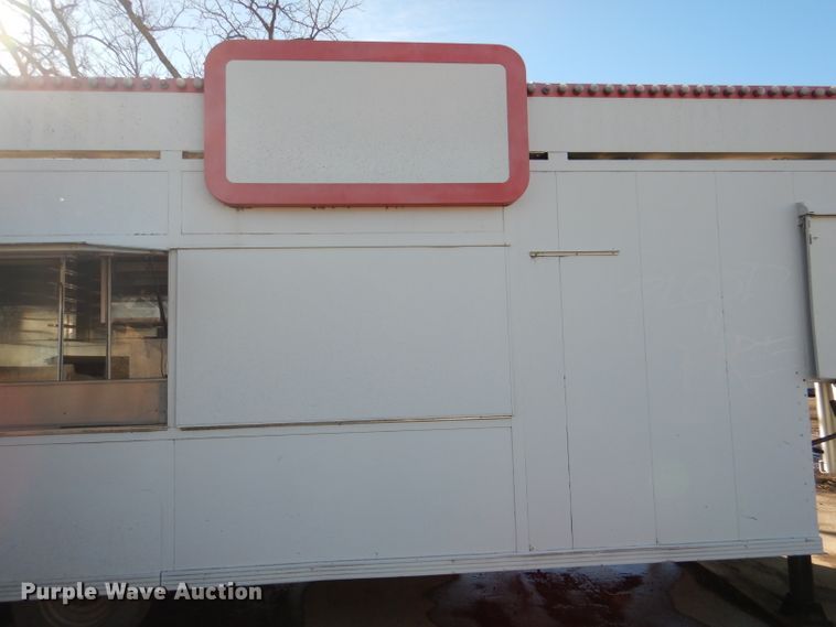 image for item DL2162 1993 Century concession trailer
