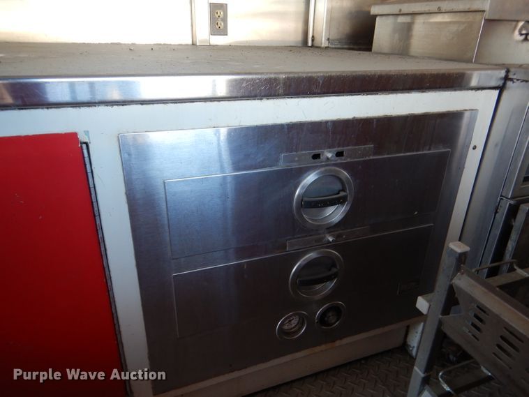 image for item DL2162 1993 Century concession trailer