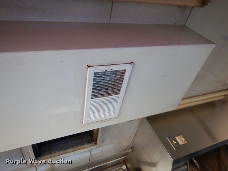 image for item DL2162 1993 Century concession trailer