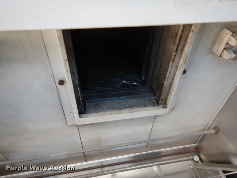 image for item DL2162 1993 Century concession trailer