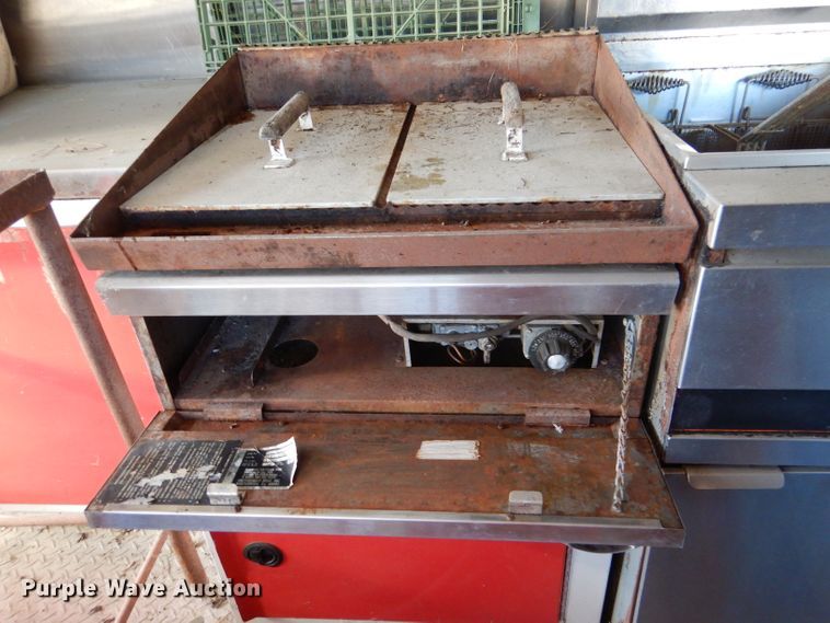 image for item DL2162 1993 Century concession trailer