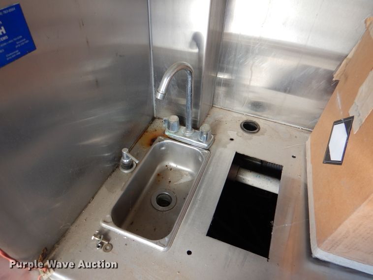 image for item DL2162 1993 Century concession trailer