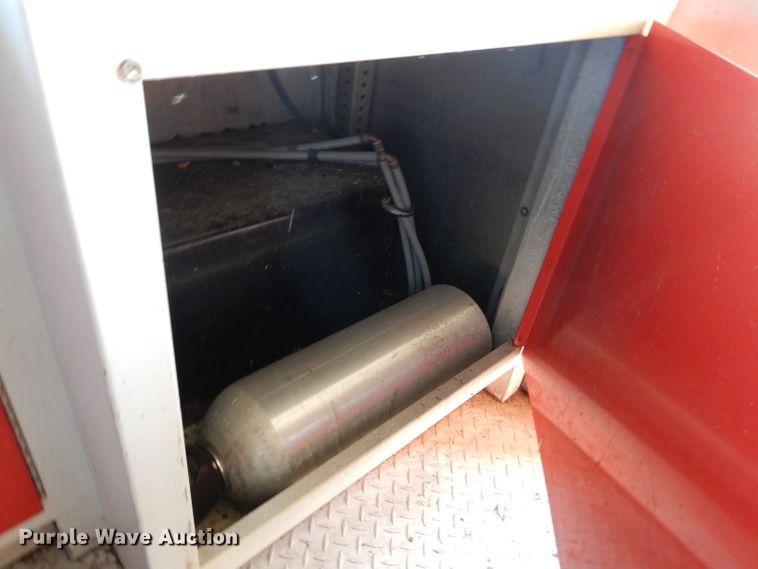 image for item DL2162 1993 Century concession trailer