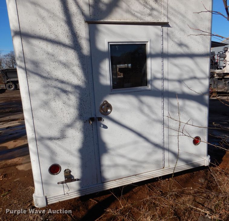 image for item DL2162 1993 Century concession trailer