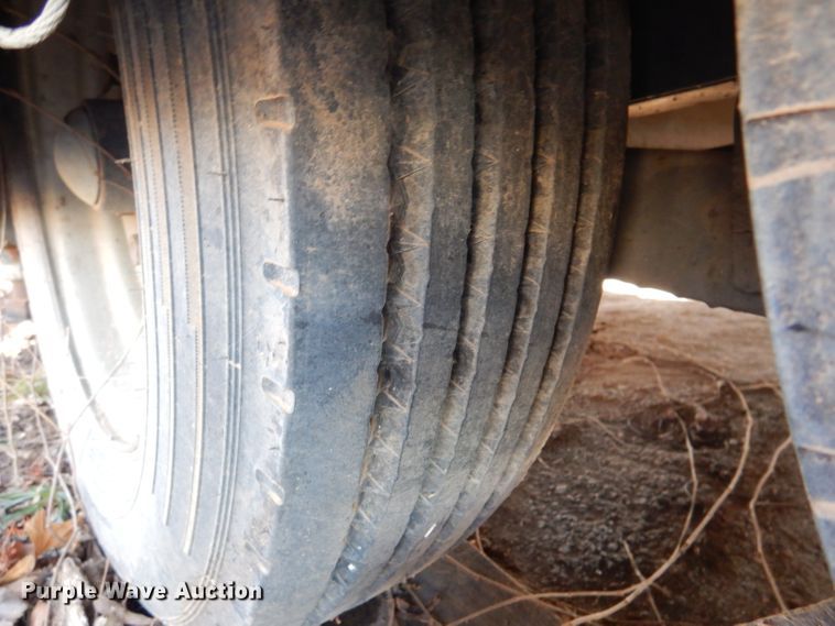 image for item DL2162 1993 Century concession trailer