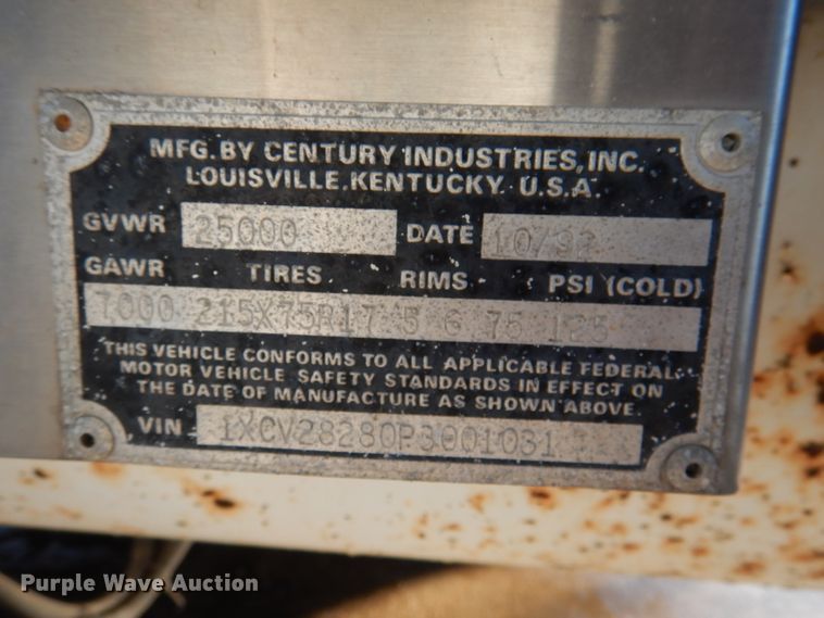 image for item DL2162 1993 Century concession trailer