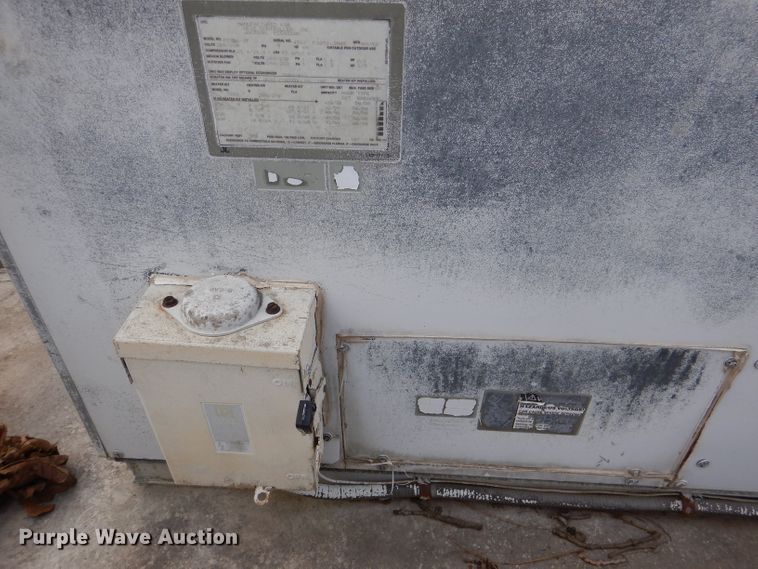 image for item DL2162 1993 Century concession trailer