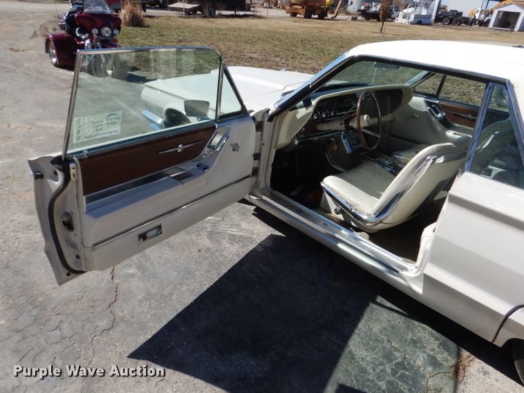 image for item DL2202 1965 Ford Thunderbird