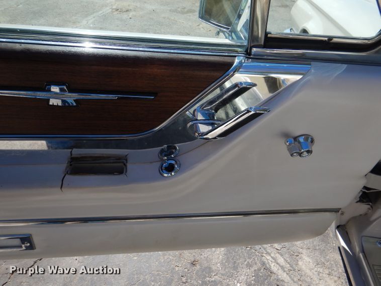 image for item DL2202 1965 Ford Thunderbird