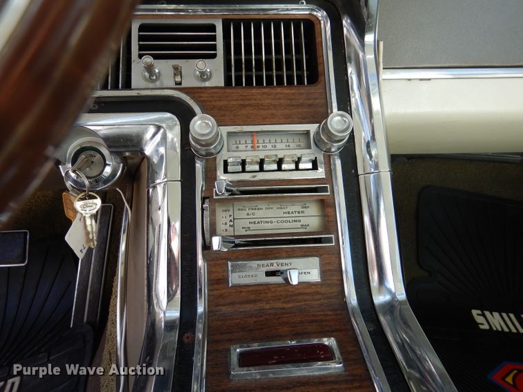 image for item DL2202 1965 Ford Thunderbird