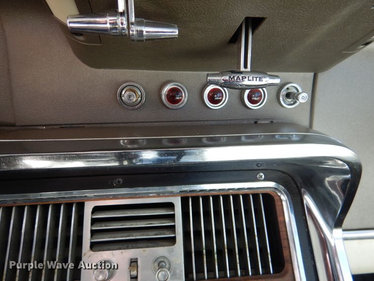 image for item DL2202 1965 Ford Thunderbird