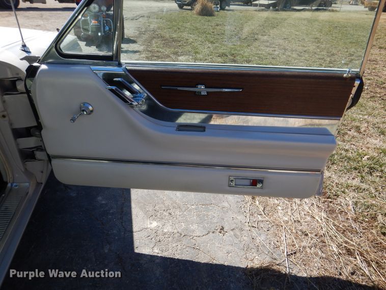 image for item DL2202 1965 Ford Thunderbird