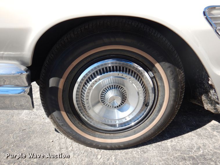 image for item DL2202 1965 Ford Thunderbird