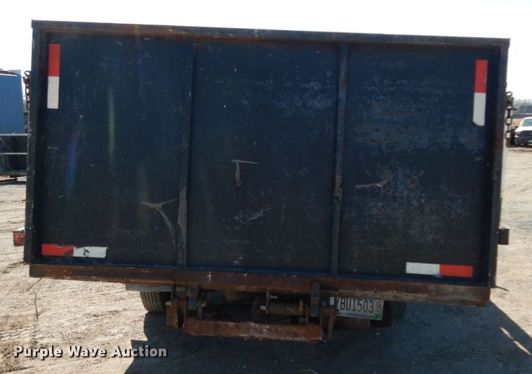 image for item DM2809 2007 GMC W4500  flatbed truck