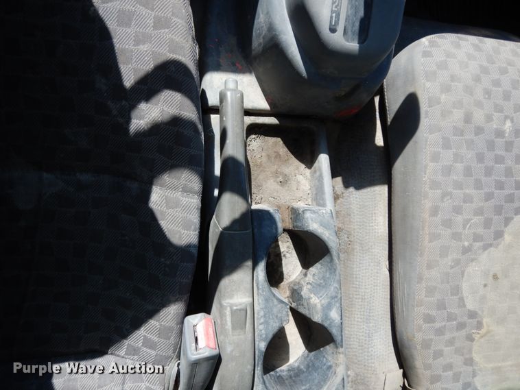 image for item DM2809 2007 GMC W4500  flatbed truck