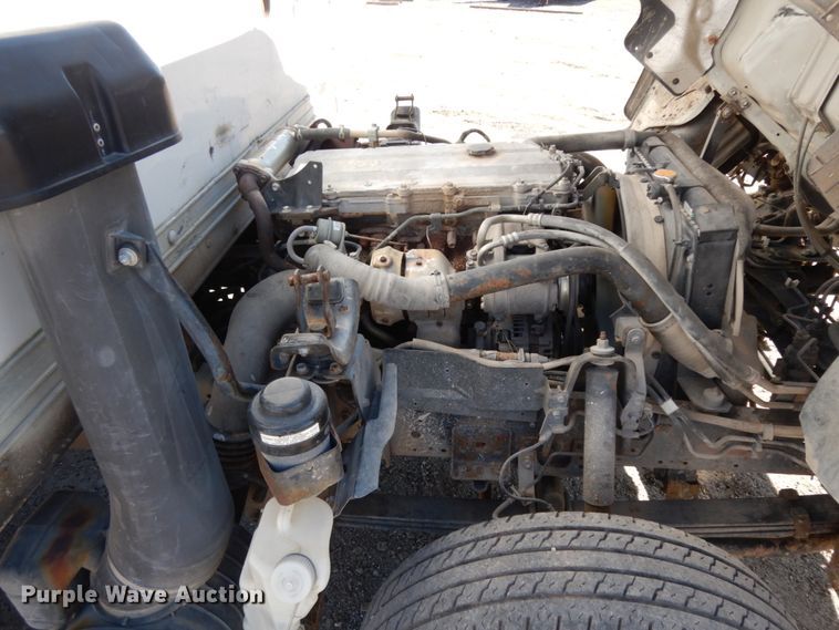 image for item DM2809 2007 GMC W4500  flatbed truck