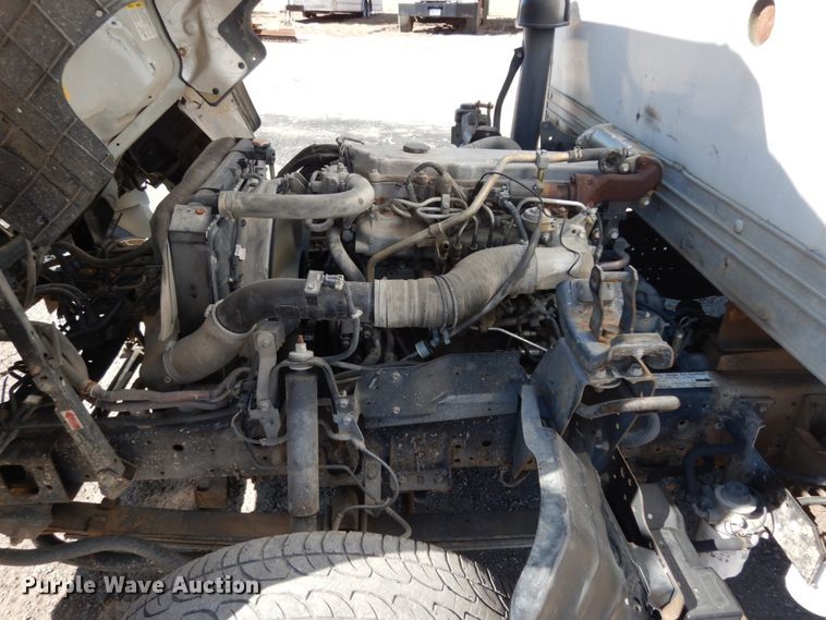 image for item DM2809 2007 GMC W4500  flatbed truck