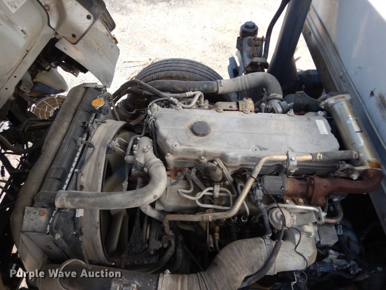 image for item DM2809 2007 GMC W4500  flatbed truck