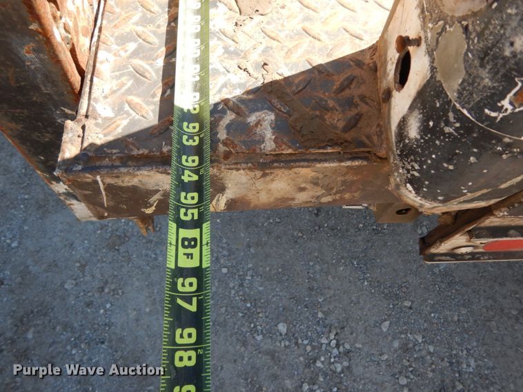 image for item DM2809 2007 GMC W4500  flatbed truck