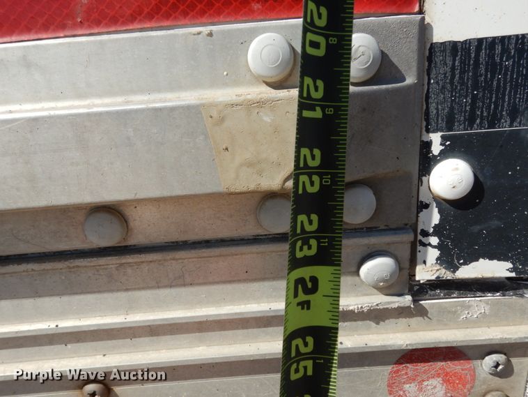 image for item DM2809 2007 GMC W4500  flatbed truck