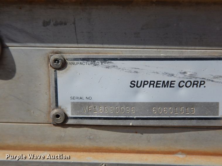 image for item DM2809 2007 GMC W4500  flatbed truck