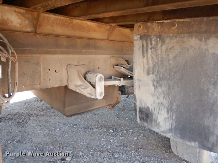 image for item DM2809 2007 GMC W4500  flatbed truck