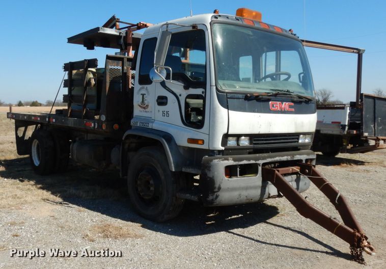 image for item DM2811 1999 GMC Isuzu FTR  flatbed truck