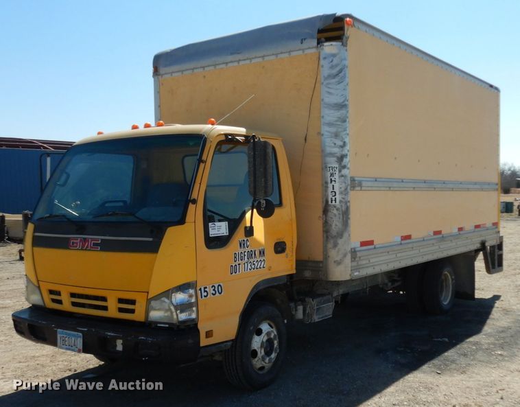 image for item DM2812 2007 GMC W4500  box truck