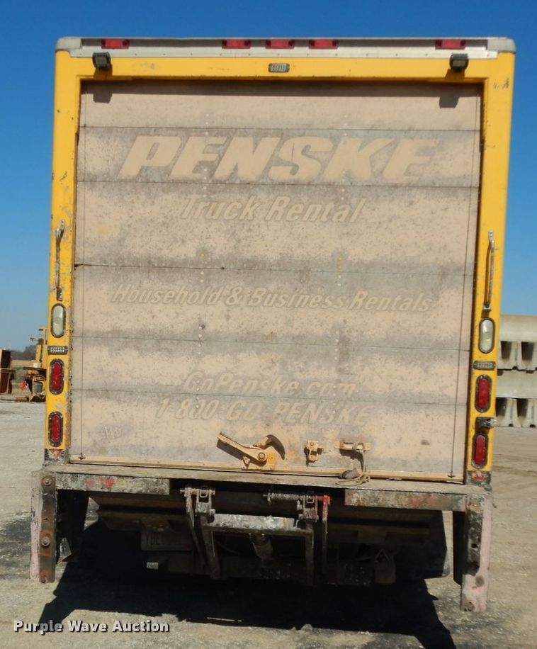 image for item DM2812 2007 GMC W4500  box truck