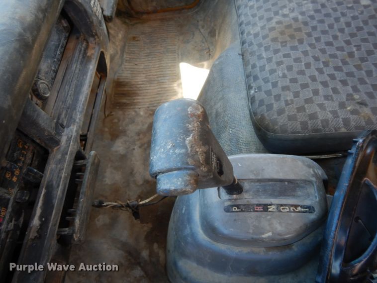 image for item DM2812 2007 GMC W4500  box truck