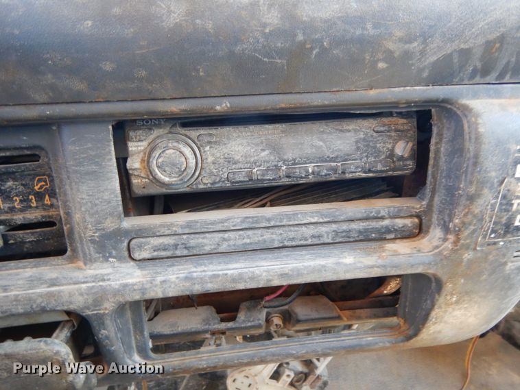 image for item DM2812 2007 GMC W4500  box truck