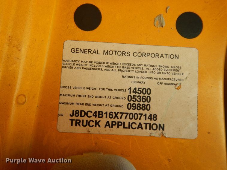 image for item DM2812 2007 GMC W4500  box truck