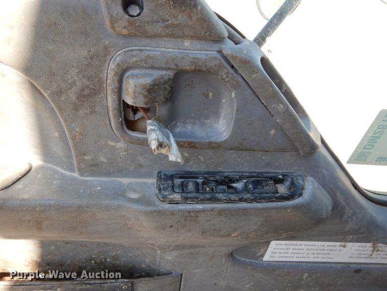 image for item DM2812 2007 GMC W4500  box truck