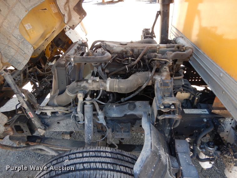 image for item DM2812 2007 GMC W4500  box truck