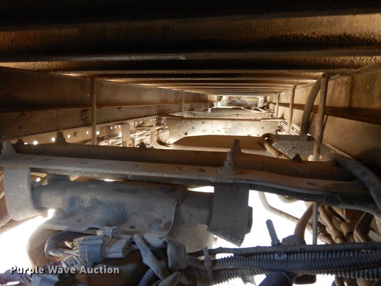 image for item DM2812 2007 GMC W4500  box truck