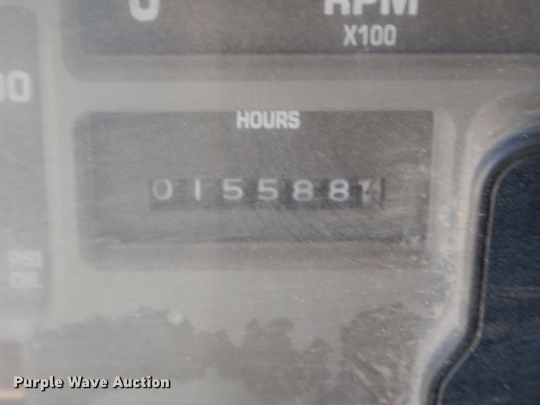 image for item DM2814 2000 International 4900  flatbed truck