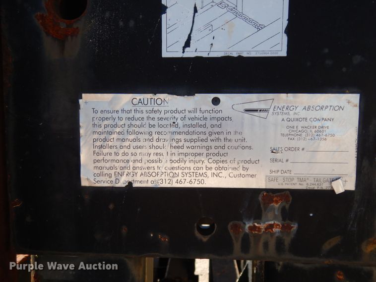 image for item DM2814 2000 International 4900  flatbed truck