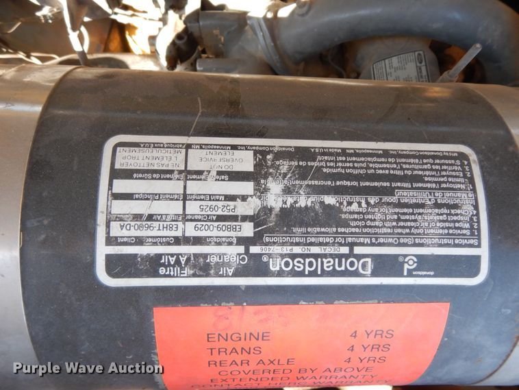 image for item DM2816 1990 Ford F700  dump truck