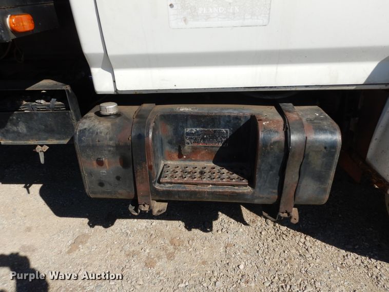 image for item DM2816 1990 Ford F700  dump truck