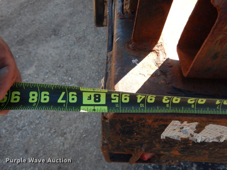 image for item DM2816 1990 Ford F700  dump truck