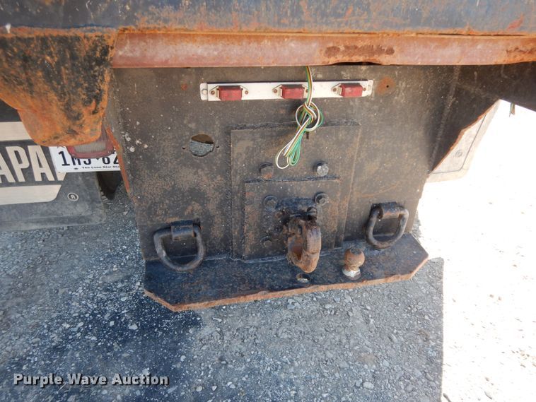 image for item DM2816 1990 Ford F700  dump truck