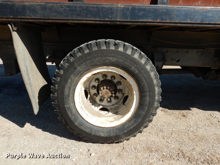 image for item DM2816 1990 Ford F700  dump truck